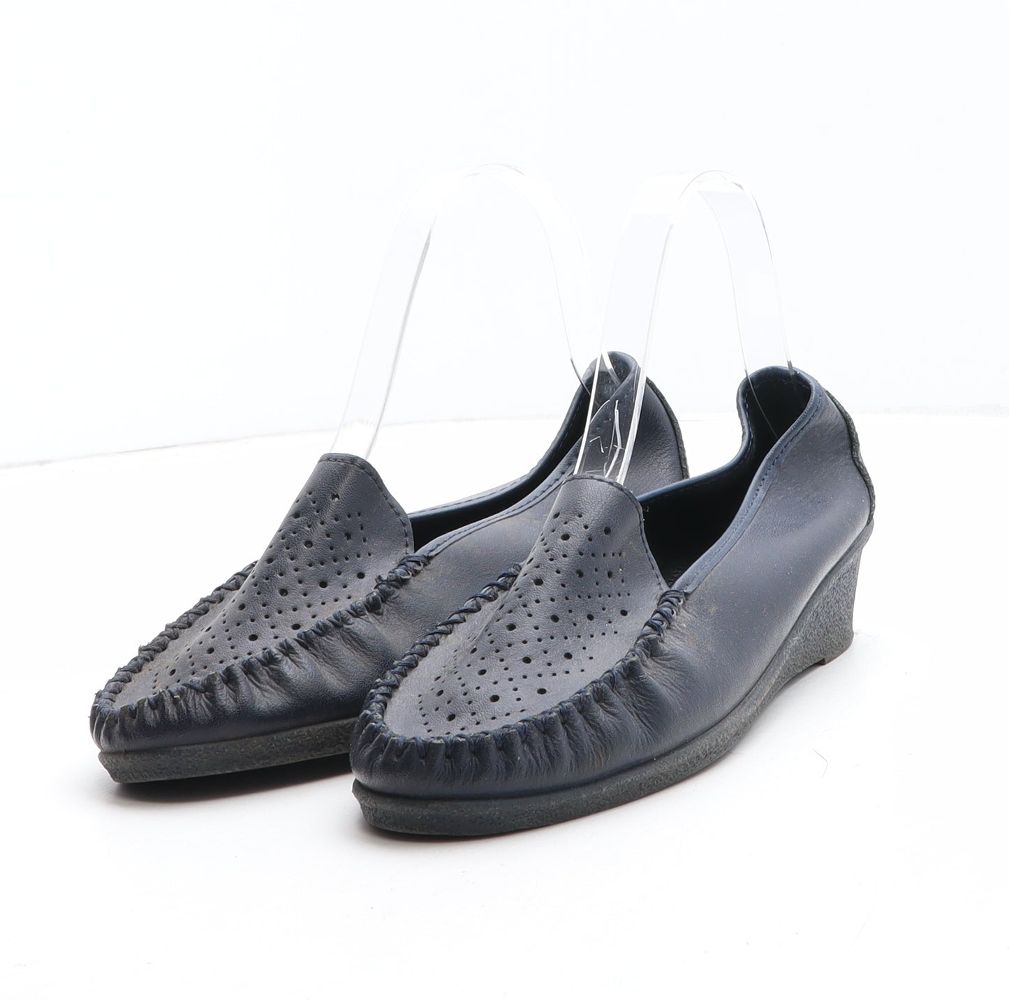 Preworn Womens Blue Leather Slip On Casual UK - UK Size Estimated 3