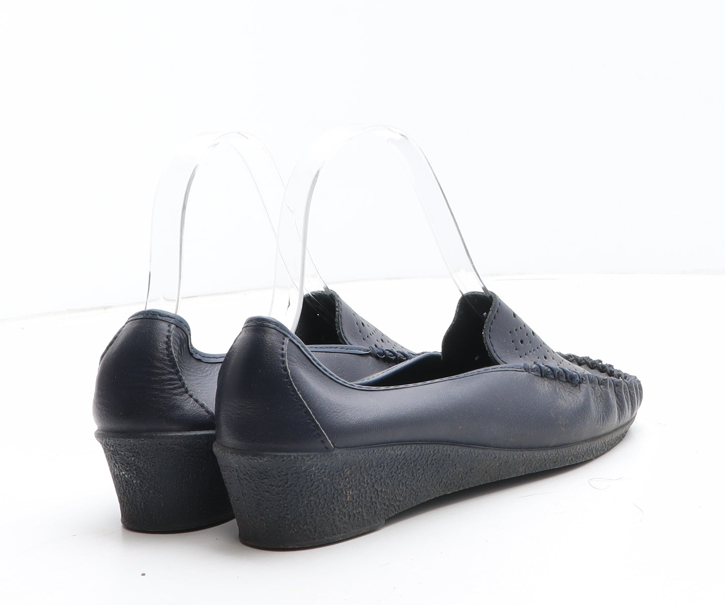 Preworn Womens Blue Leather Slip On Casual UK - UK Size Estimated 3