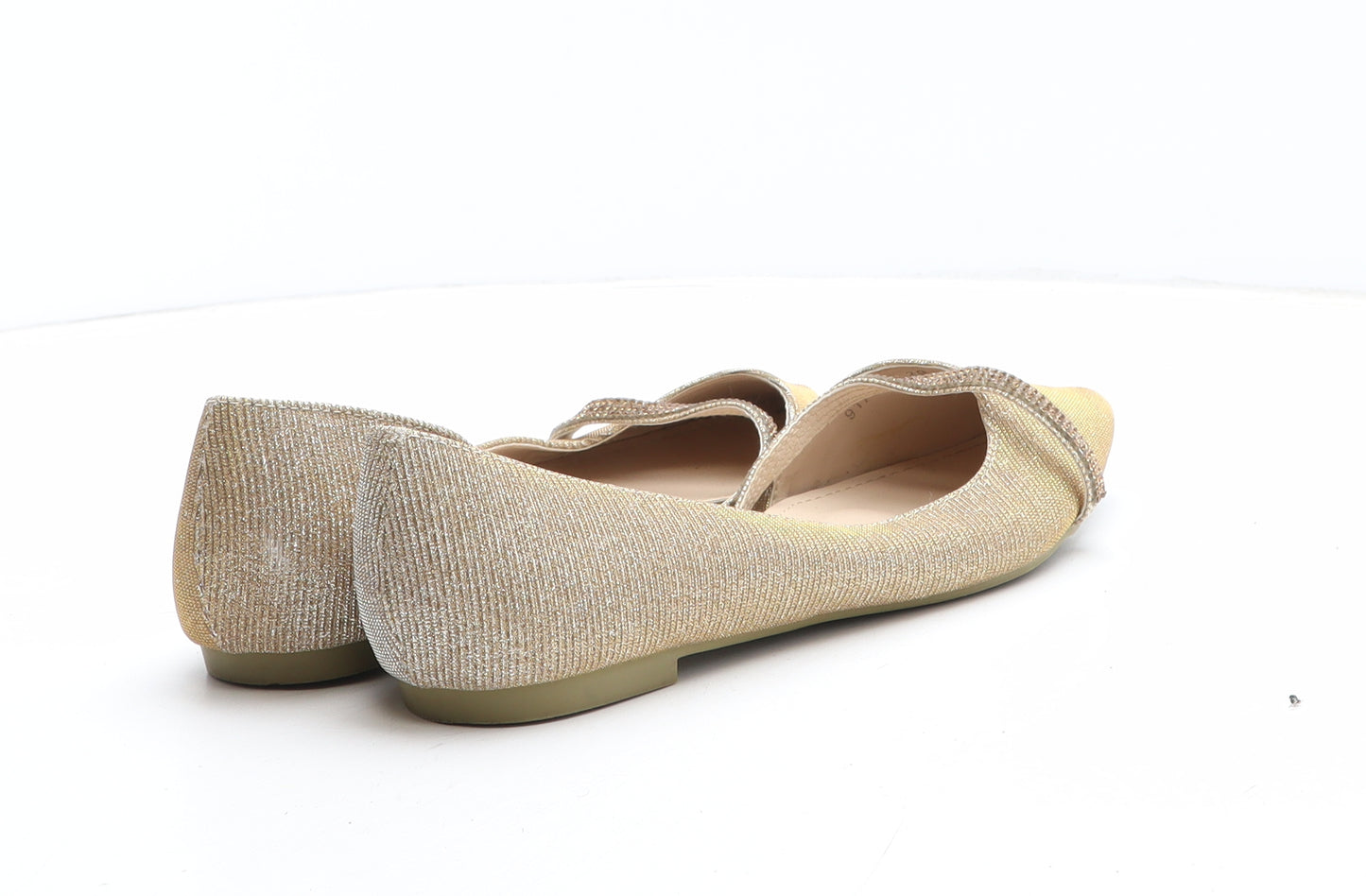 Bestelle Womens Gold Synthetic Slip On Flat UK