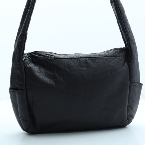 Preworn Womens Black Polyurethane Shoulder Bag Size Medium