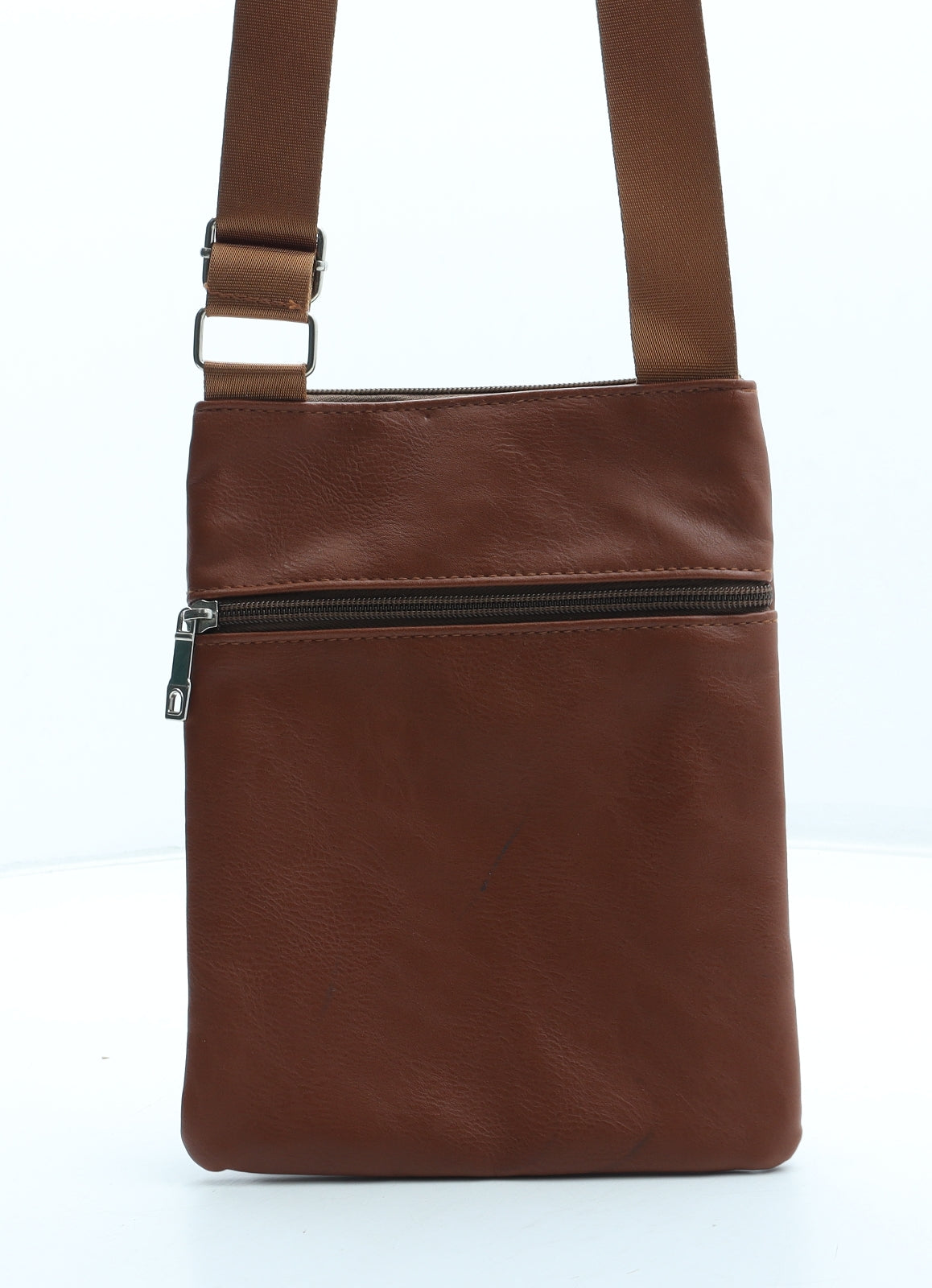 Preworn Womens Brown Polyurethane Crossbody Size Small