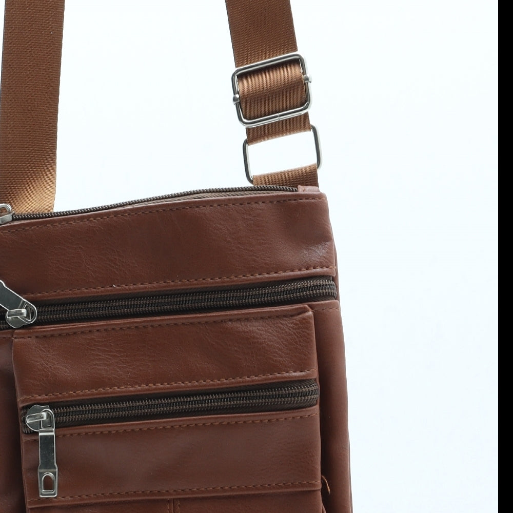 Preworn Womens Brown Polyurethane Crossbody Size Small