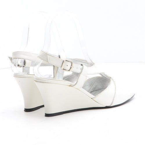 Pavers Womens White Polyurethane Slingback Heel UK - UK Size Estimated 3