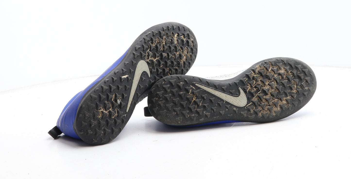 Nike Boys Blue Synthetic Trainer UK 4