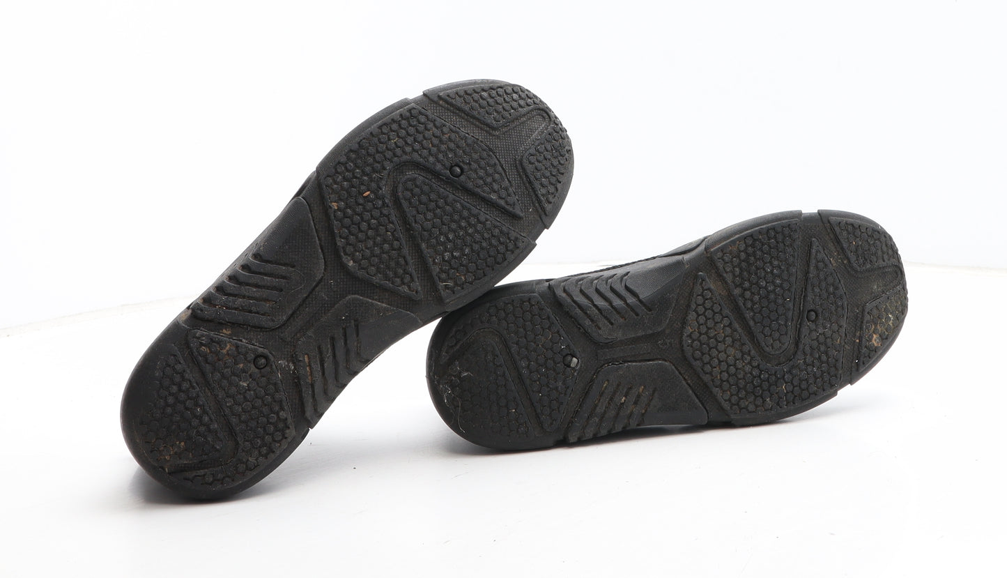 Preworn Womens Black Fabric Trainer UK