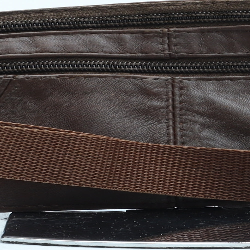 Preworn Womens Brown Leather Belt Bag & Waist Pack Size Small