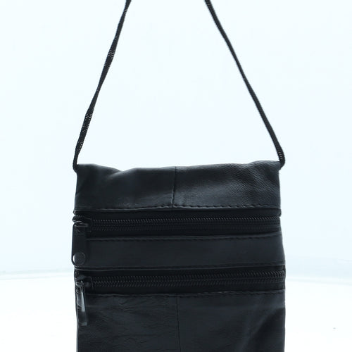 Preworn Womens Black Leather Shoulder Bag Size Small