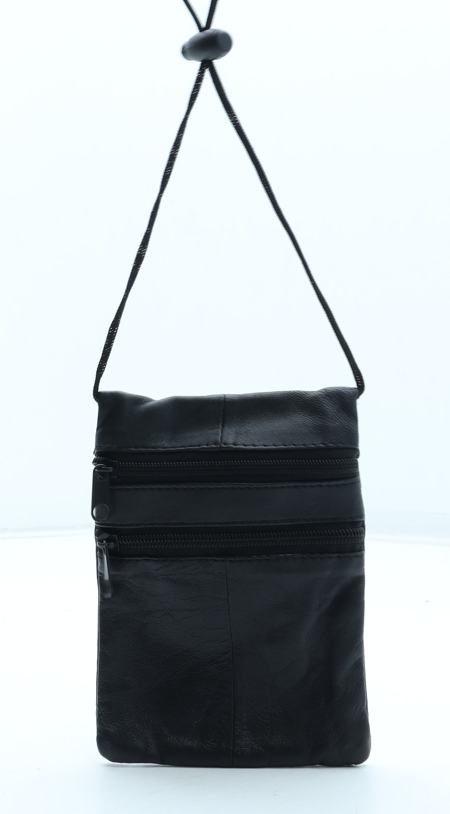 Preworn Womens Black Leather Shoulder Bag Size Small