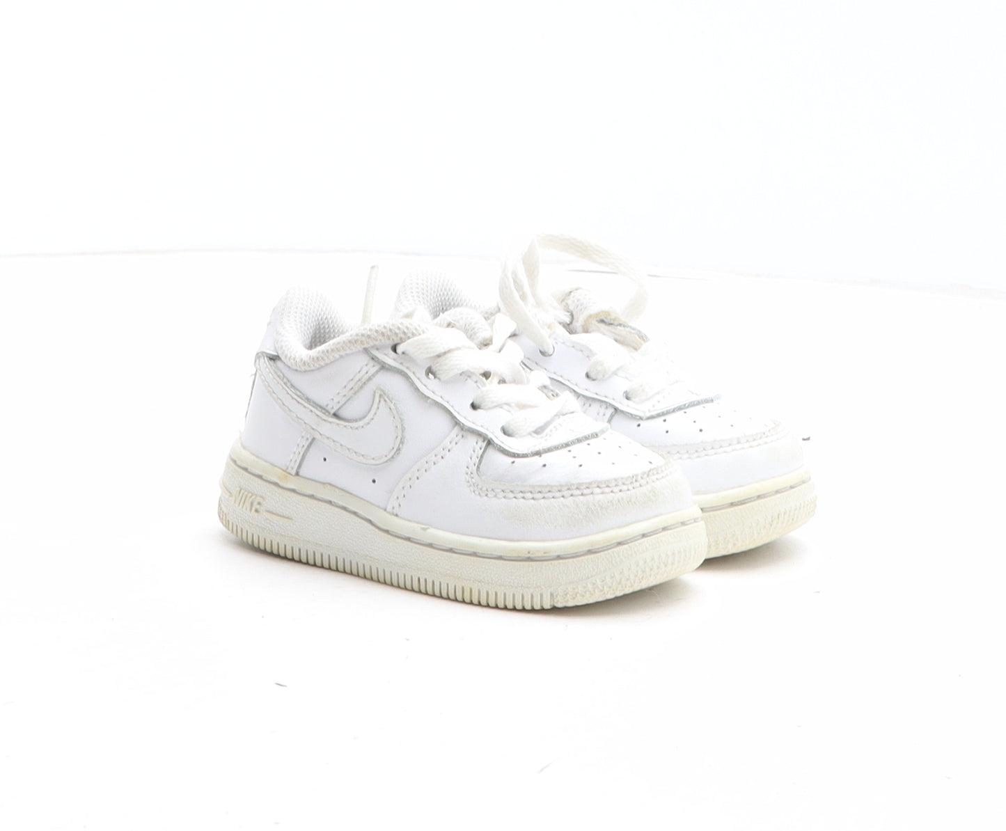 Nike Girls White Synthetic Trainer UK 4.5
