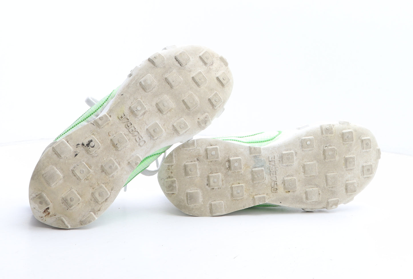 Nike Womens White Fabric Trainer UK