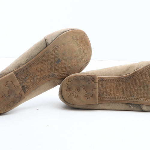 Preworn Womens Beige Synthetic Moccasin Flat UK - Pom Pom Detail