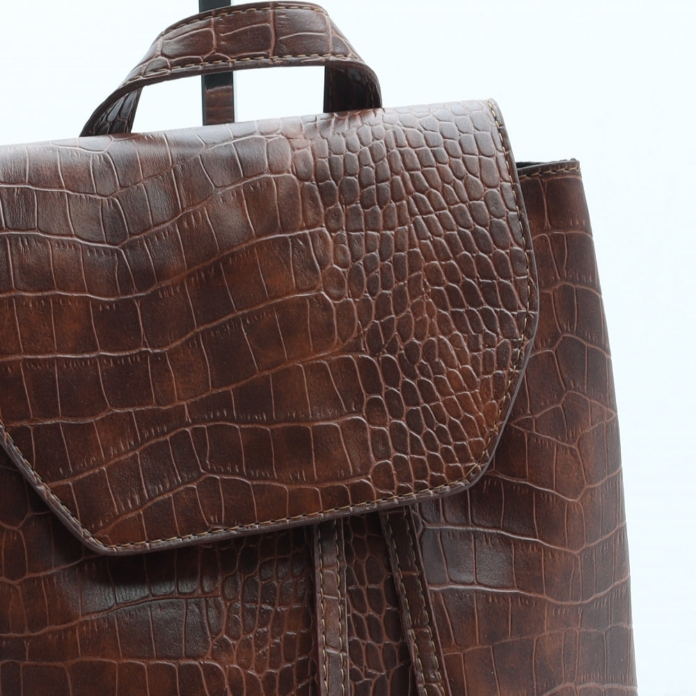 Preworn Womens Brown Polyurethane Backpack Size Medium - Croc Texture