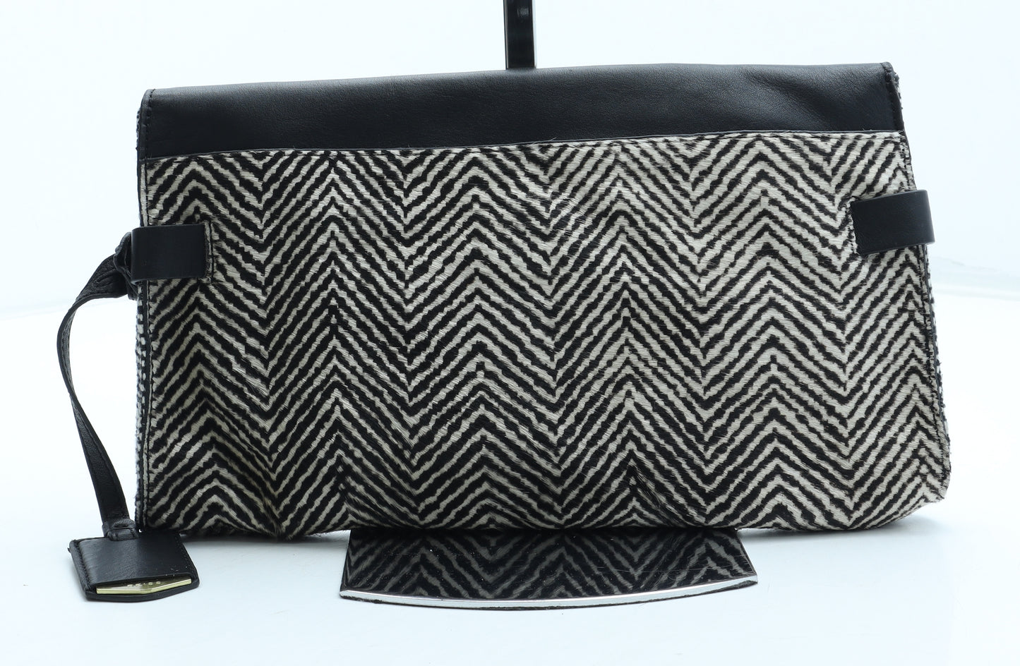 Reiss Womens Black Animal Print Leather Clutch Size Small - Zebra Pattern