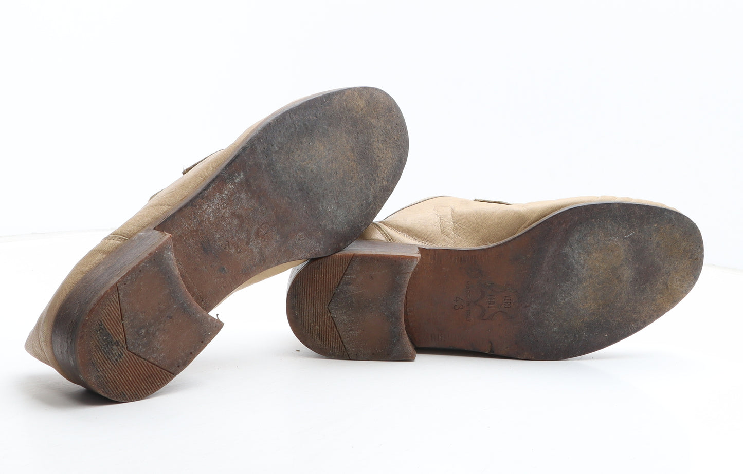 Preworn Mens Beige Leather Slip On Casual UK 9 43