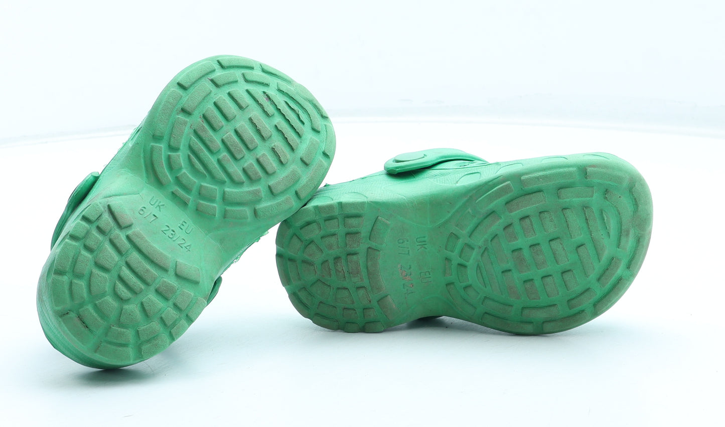 Preworn Boys Green Rubber Clog Sandal UK 6 23 - Crocodile Detail UK Size 6-7 EU Size 23-24