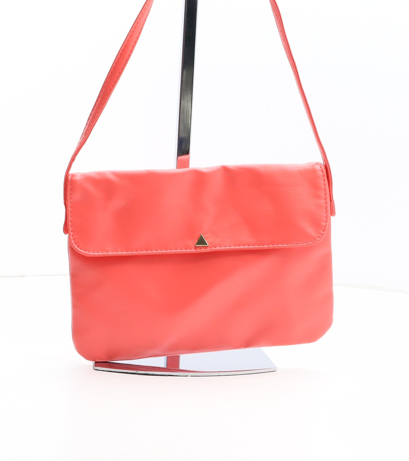 Preworn Womens Pink Polyurethane Shoulder Bag Size Small