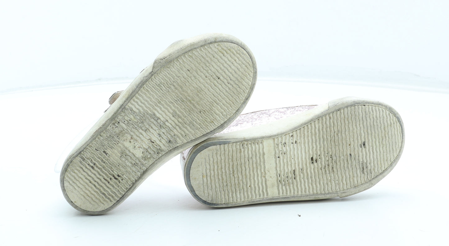 Primark Girls Pink Polyester Trainer UK 9 27 - Star Detail