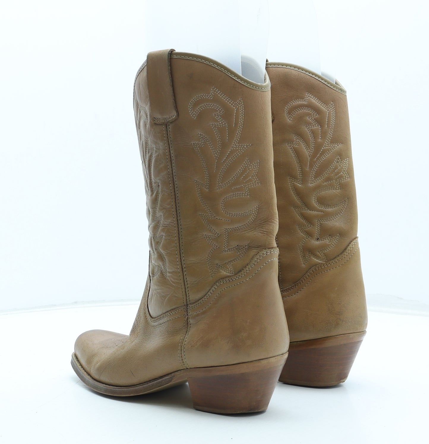 Preworn Womens Beige Geometric Leather Cowboy Boot UK