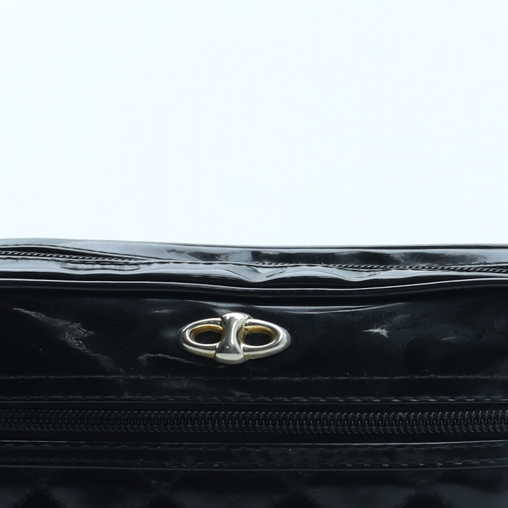 Preworn Womens Black Polyurethane Shoulder Bag Size Small