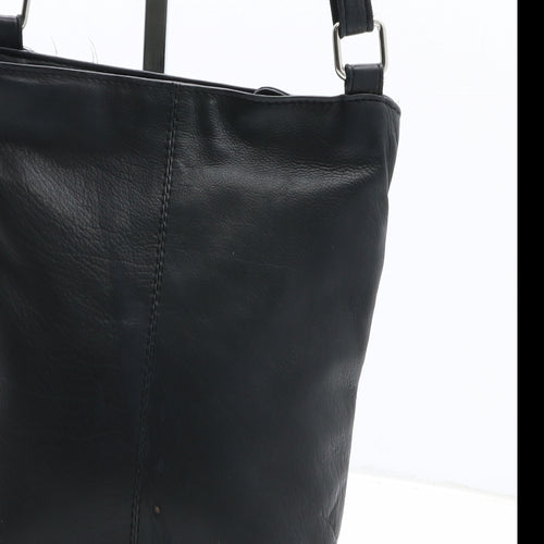 Ashwood Womens Black Leather Crossbody Size Small