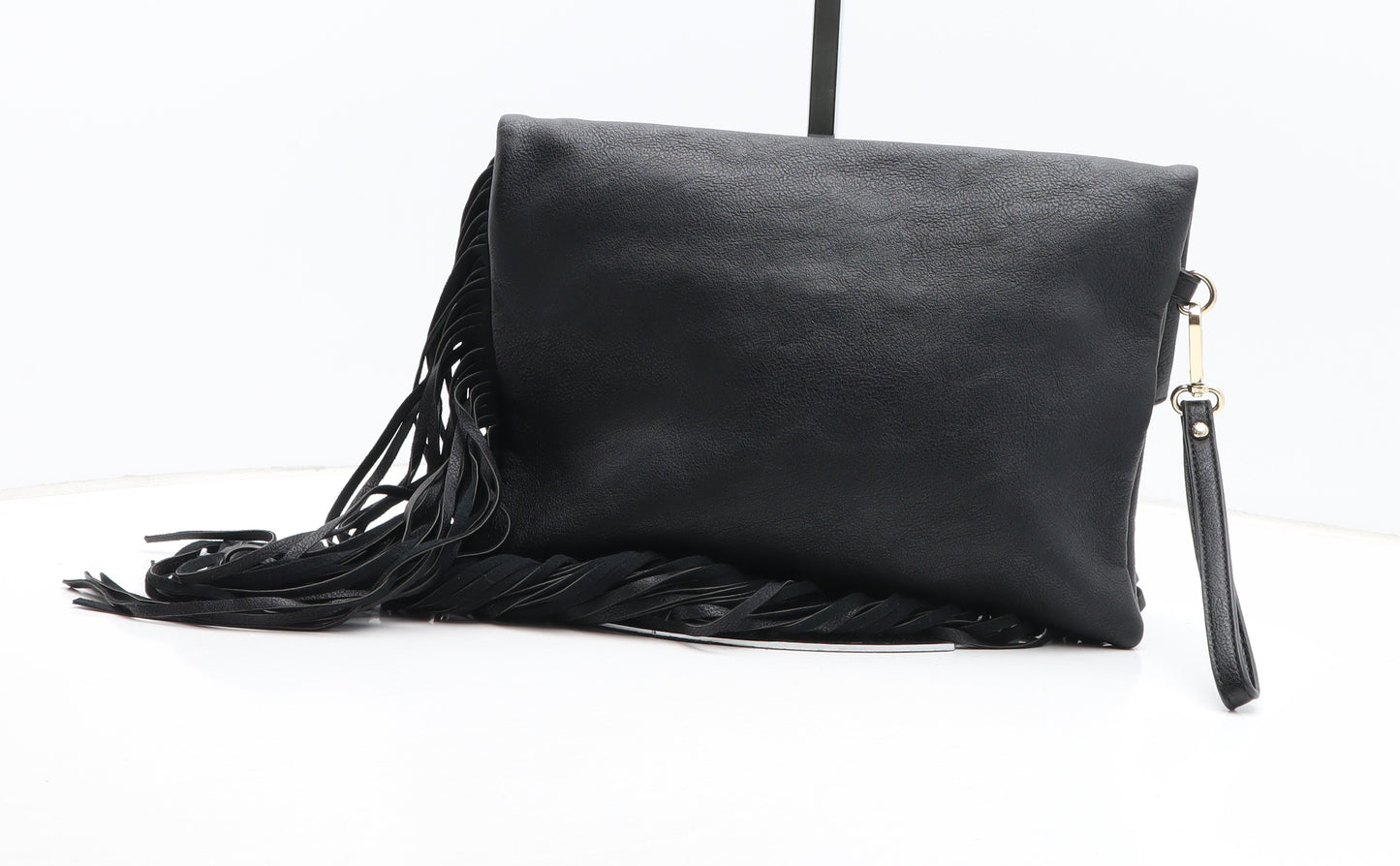 LYCD Womens Black Polyurethane Clutch Size Small