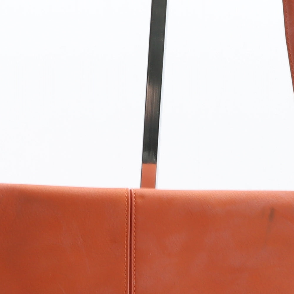 Oasis Womens Orange Polyurethane Crossbody Size Small