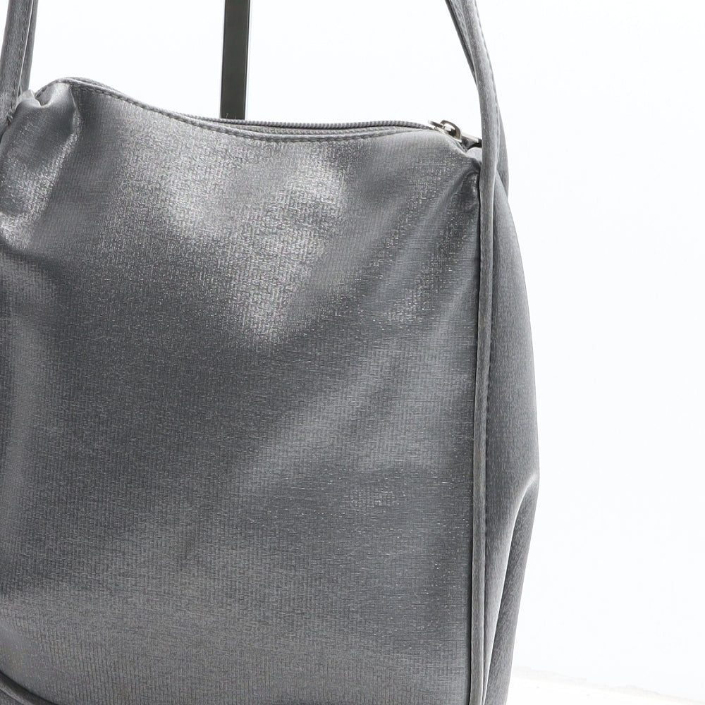 Preworn Womens Silver Polyester Shoulder Bag Size Medium