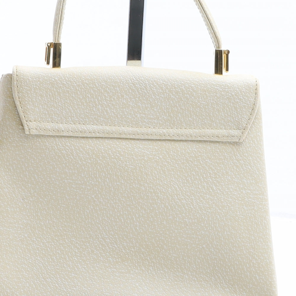 Preworn Womens Beige Polyurethane Top Handle Bag Size Small