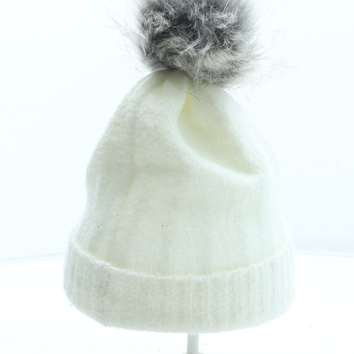 River Island Womens White Acrylic Bobble Hat One Size