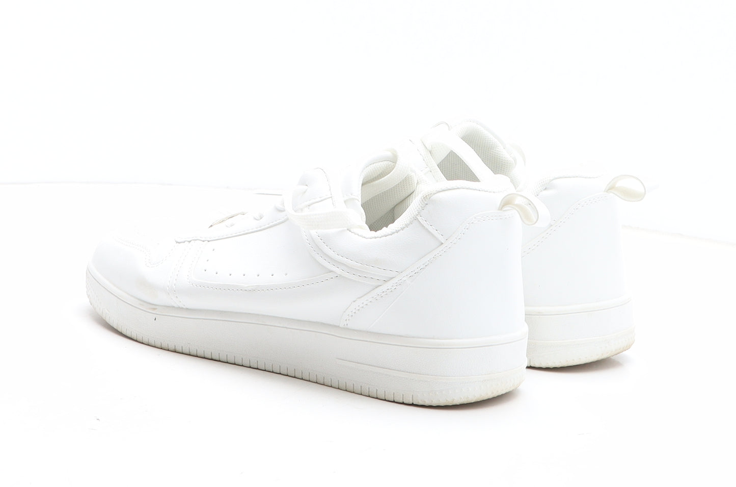 Urban Jacks Mens White Synthetic Trainer UK 7