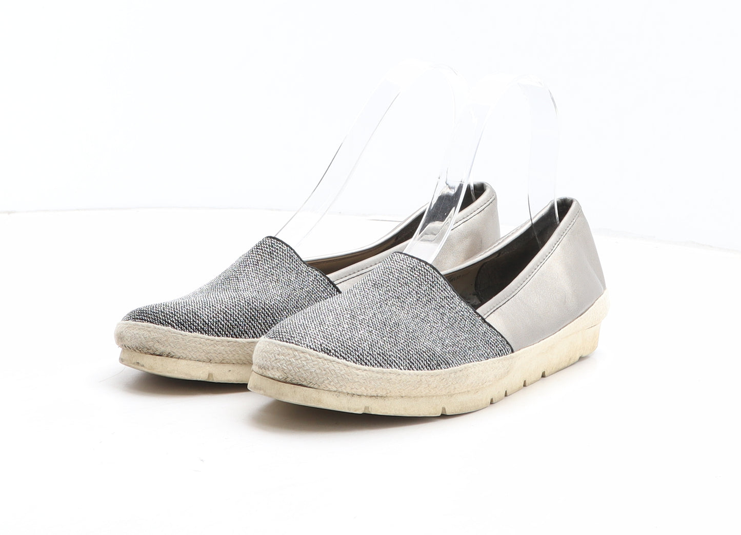 Preworn Womens Silver Colourblock Synthetic Slip On Casual UK