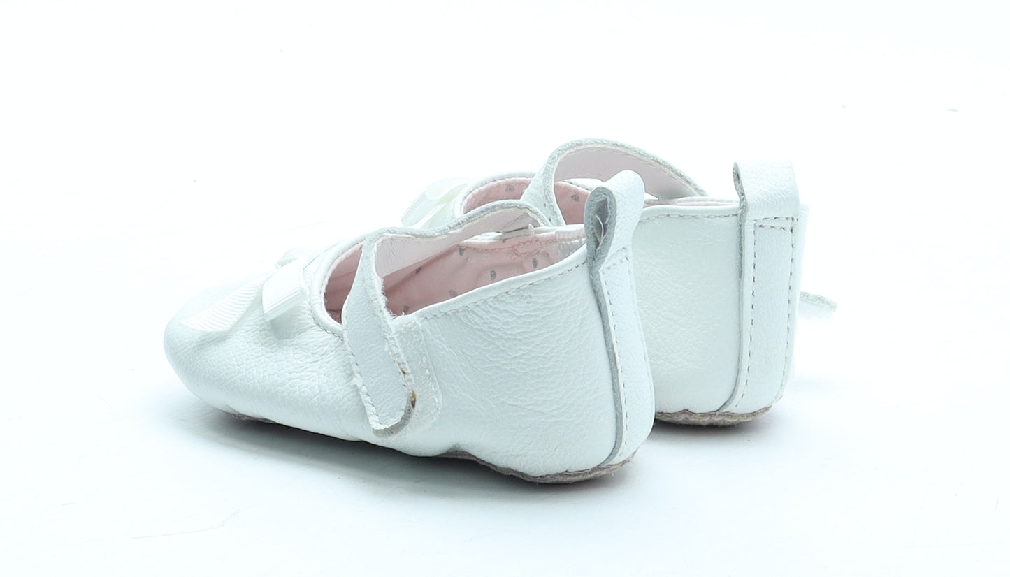 NEXT Girls White Polyurethane Mary Jane Casual UK 2 18