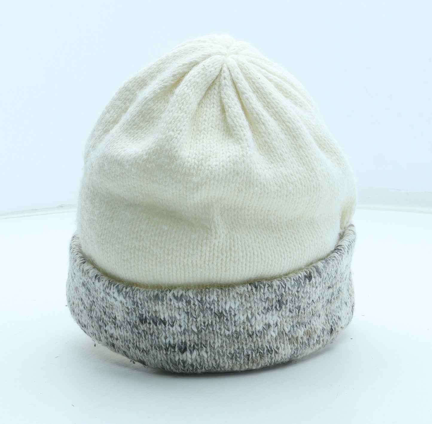 Preworn Womens White Acrylic Beanie One Size