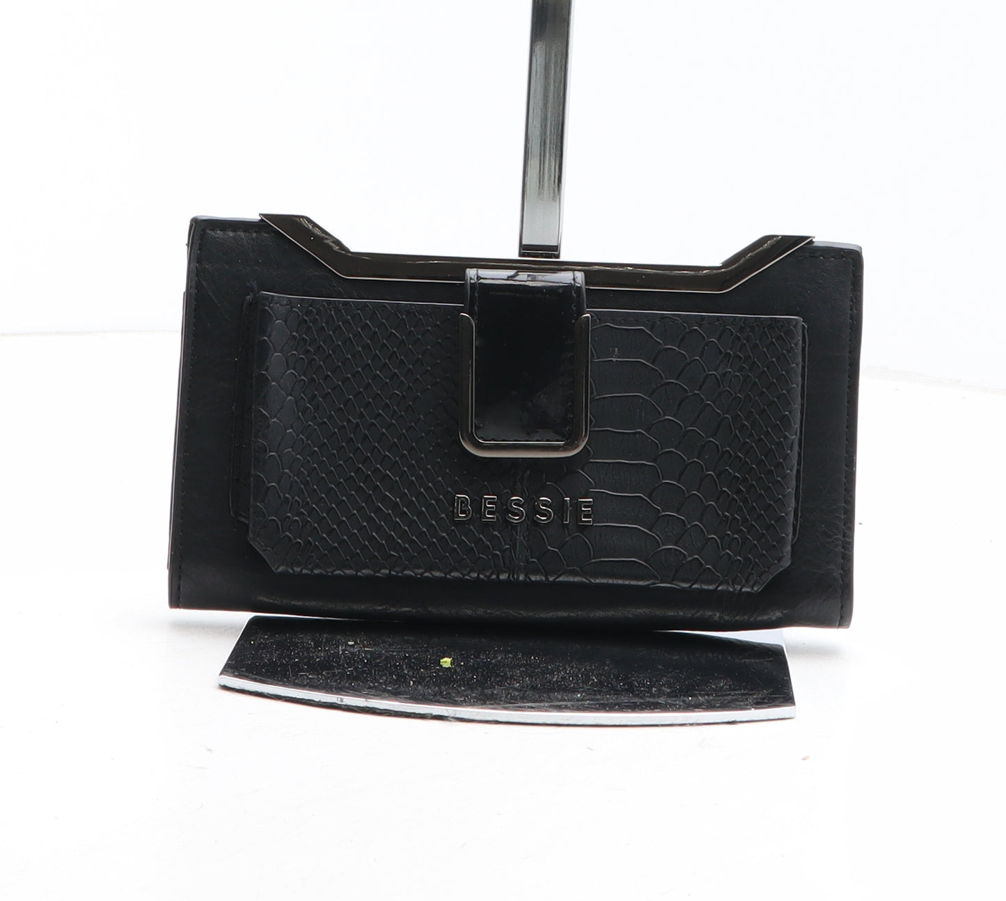 Bessie Womens Black Polyurethane Bow Tie Wallet Size M - Croc Texture