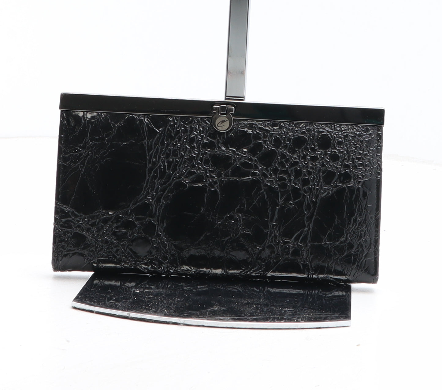 Preworn Womens Black Polyurethane Bow Tie Wallet Size M - Croc Texture