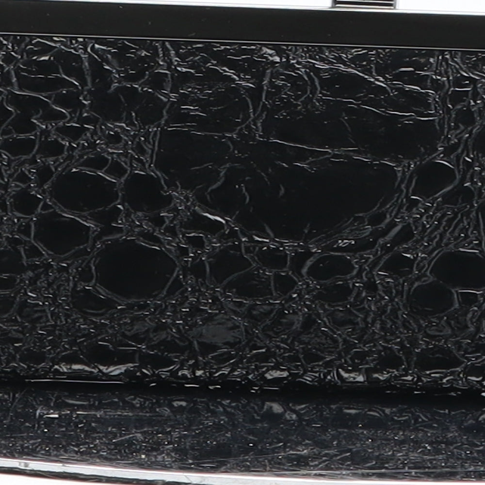 Preworn Womens Black Polyurethane Bow Tie Wallet Size M - Croc Texture