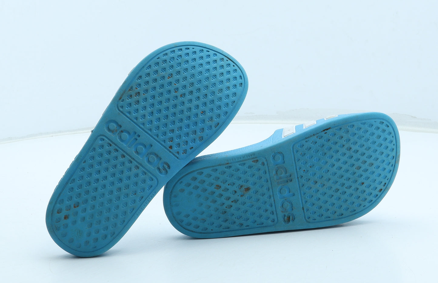 adidas Boys Blue Striped Rubber Slip On Sandal UK 1 32