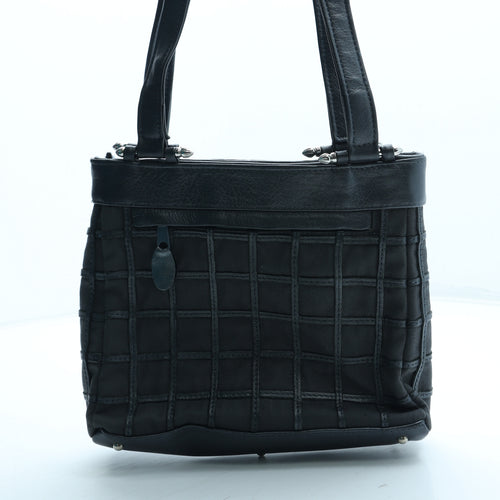 Pinky Womens Black Polyurethane Shoulder Bag Size Small