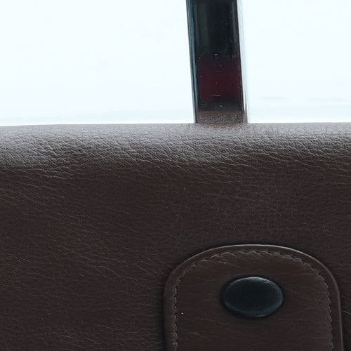 Preworn Womens Brown Leather Bow Tie Wallet Size M
