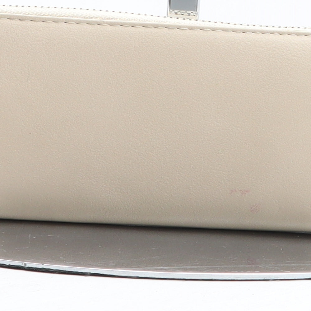 Preworn Womens Beige Polyurethane Bow Tie Wallet Size M - Skull Detail