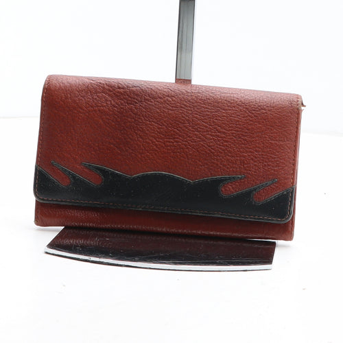 Preworn Womens Brown Polyurethane Bow Tie Wallet Size M