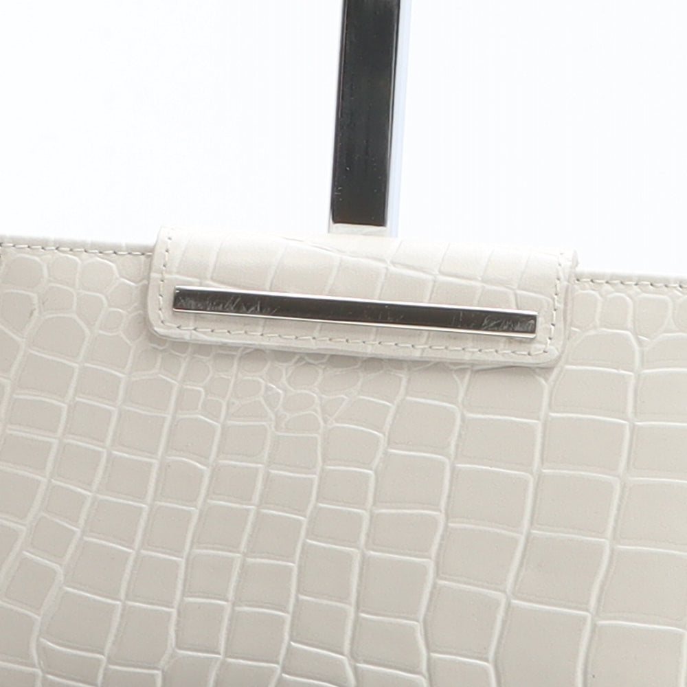 Preworn Womens Beige Polyurethane Bow Tie Wallet Size M - Croc Texture