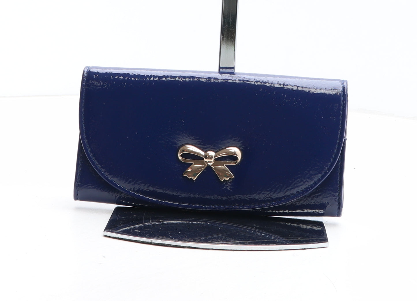 Preworn Womens Blue Polyurethane Bow Tie Wallet Size M