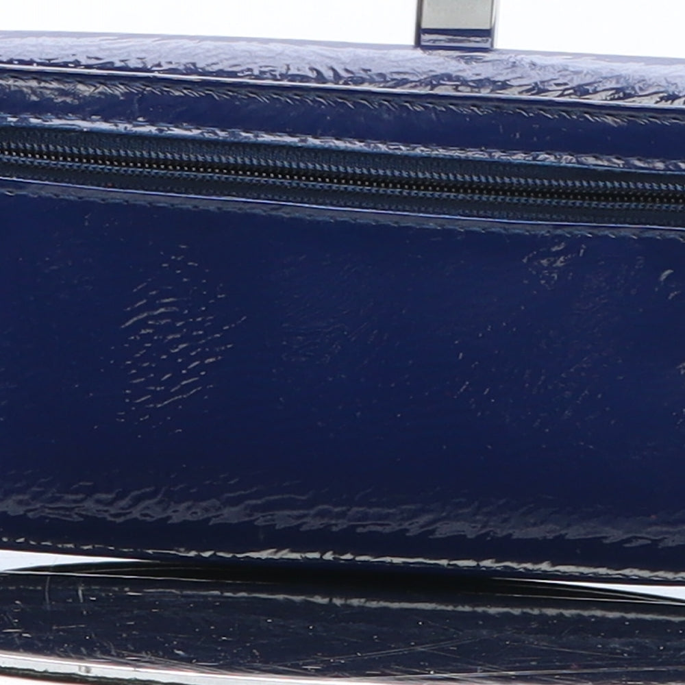 Preworn Womens Blue Polyurethane Bow Tie Wallet Size M