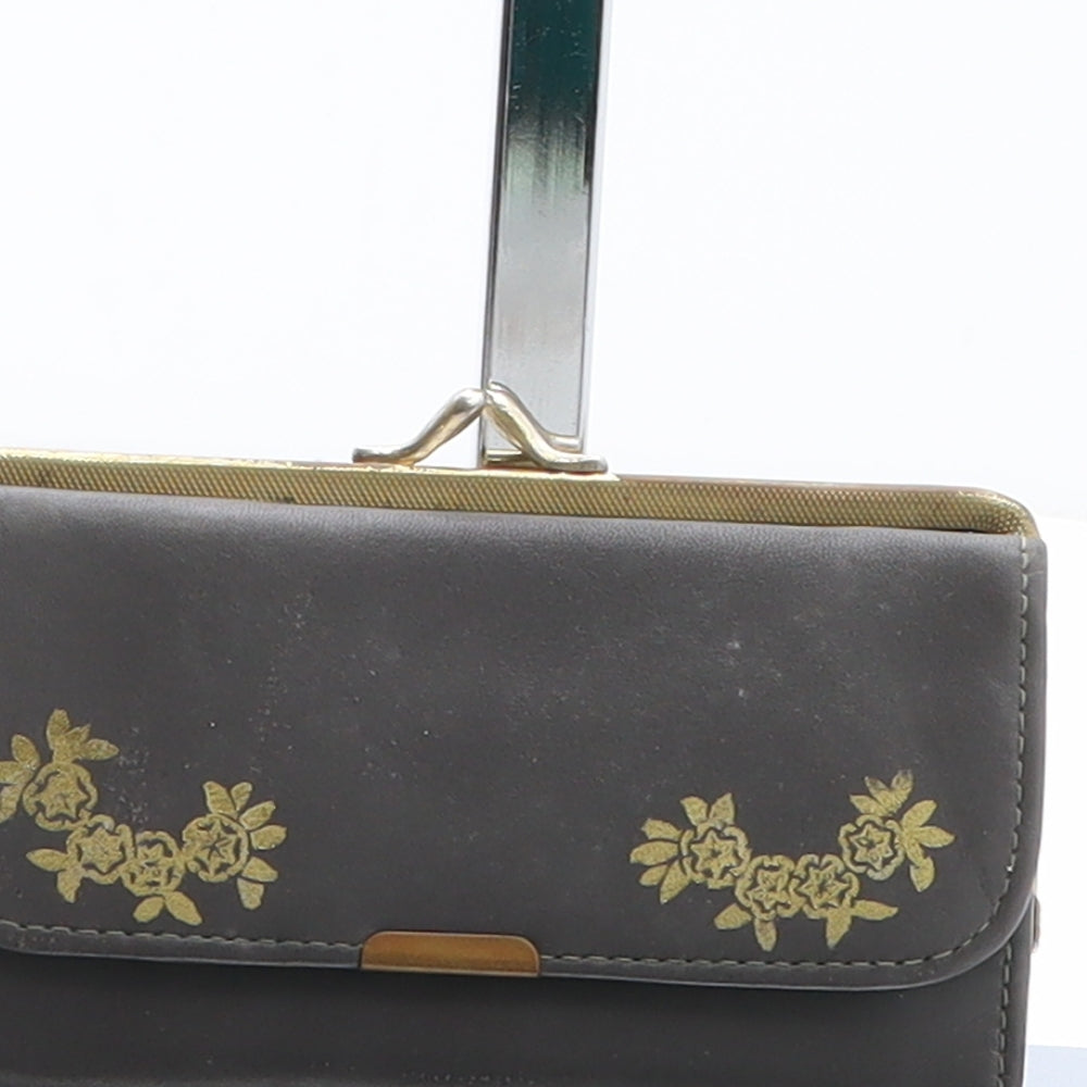 Preworn Womens Grey Floral Polyurethane Bow Tie Wallet Size S