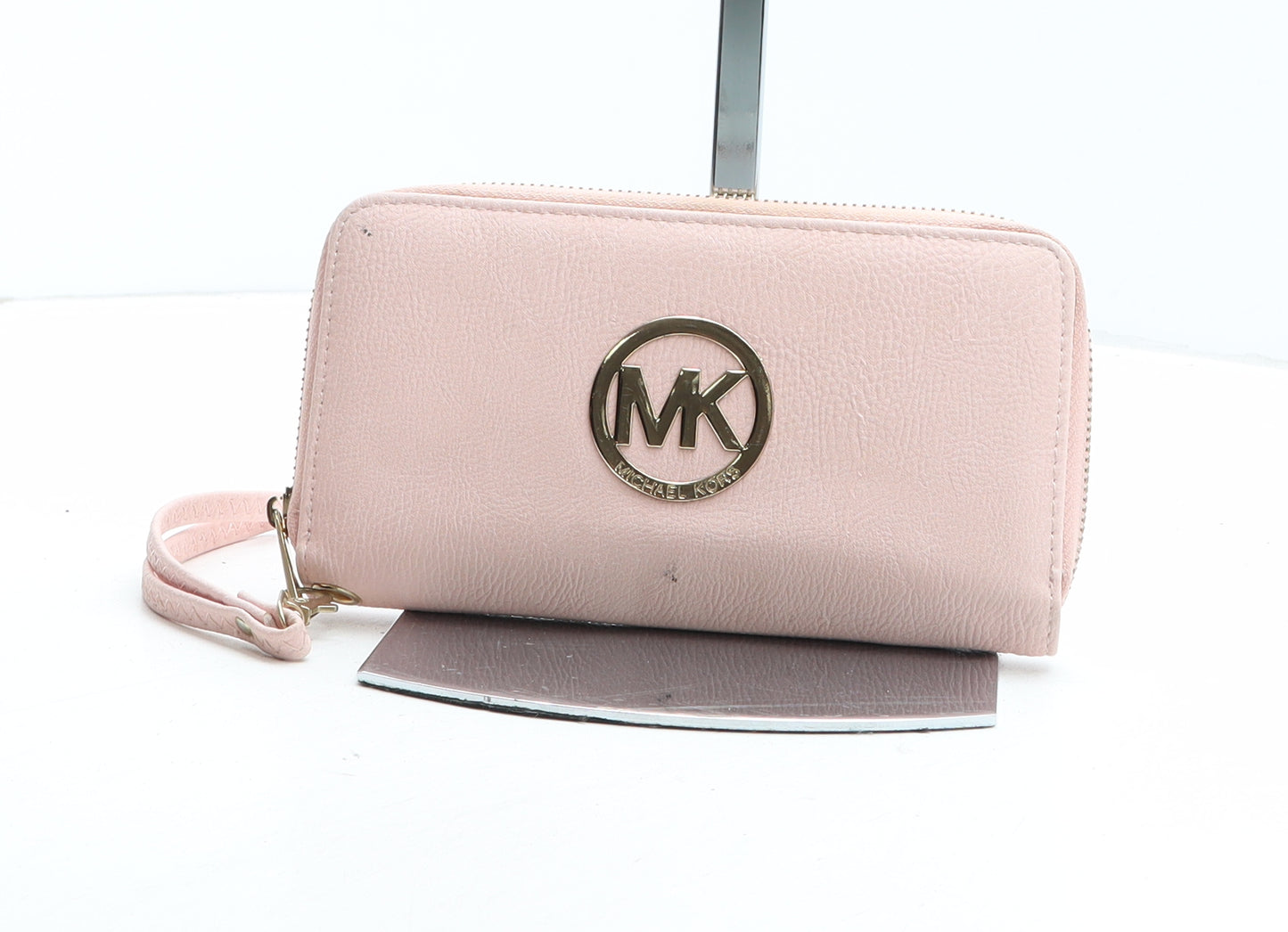 Michael Kors Womens Pink Polyurethane Bow Tie Wallet Size M