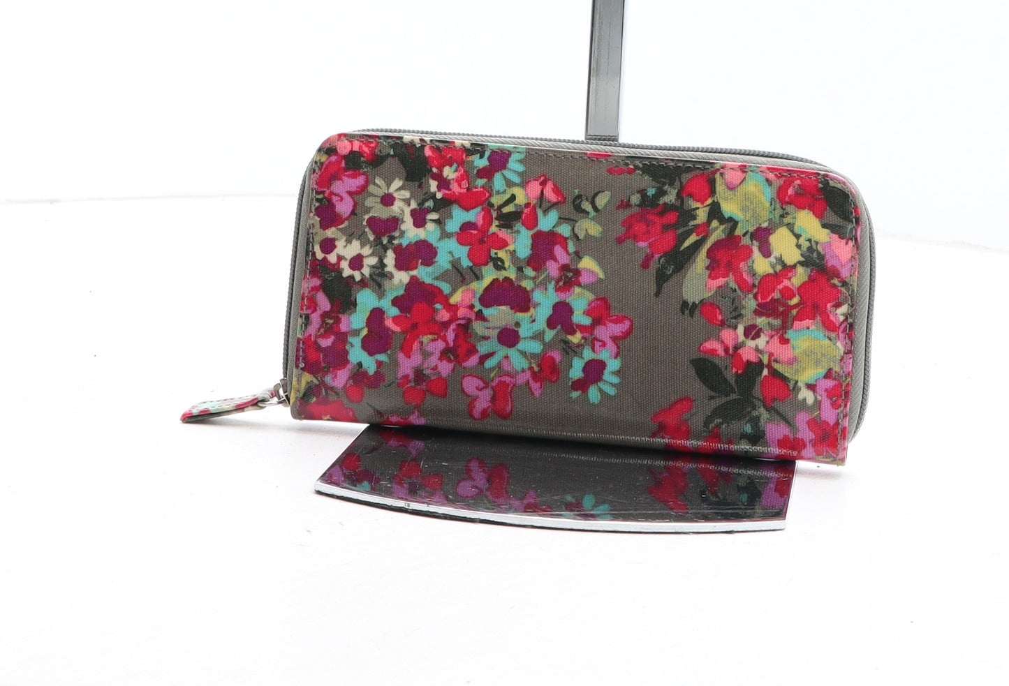 Accessorize Womens Multicoloured Floral Polyurethane Bow Tie Wallet Size M
