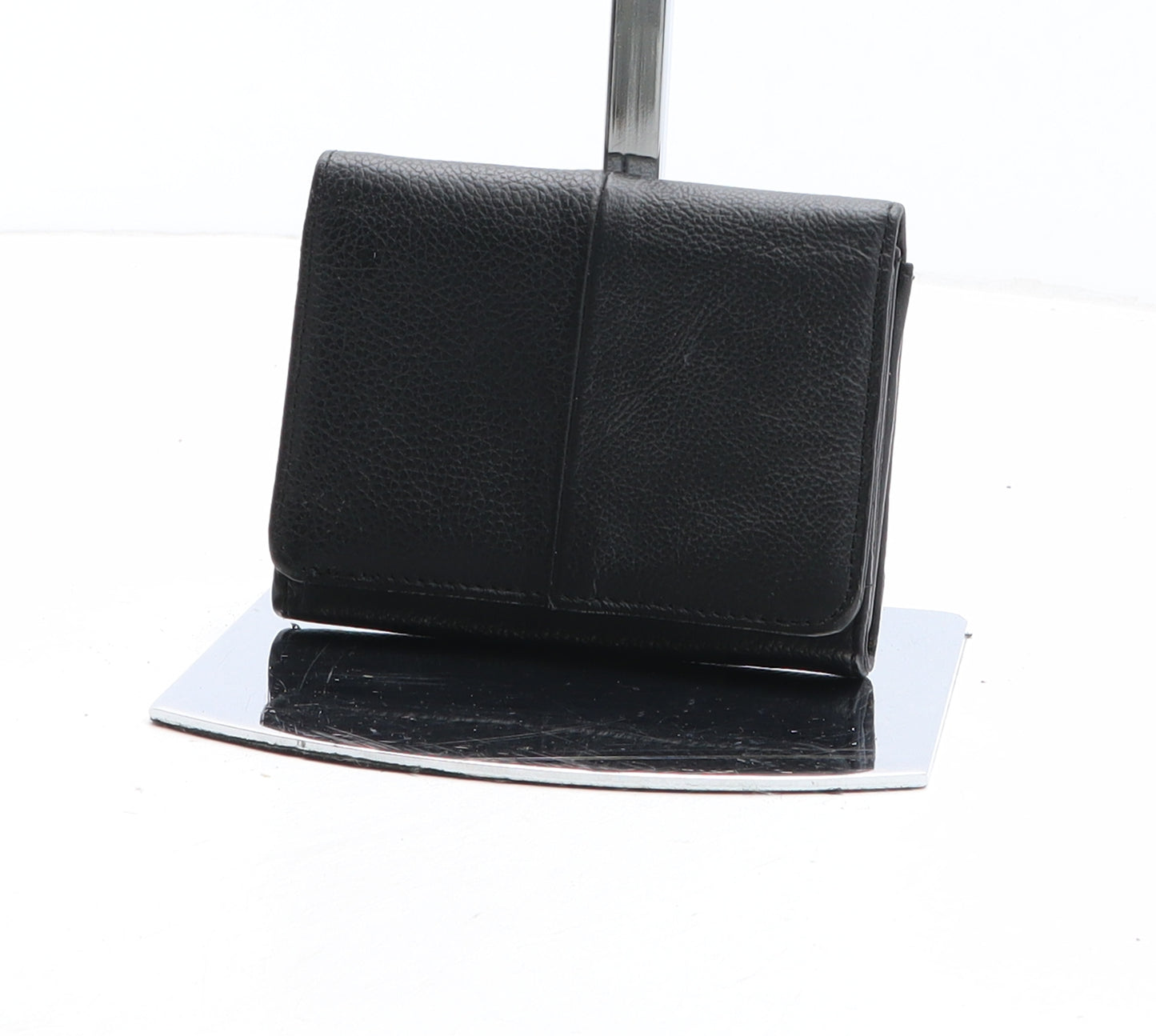 Preworn Womens Black Polyurethane Bow Tie Wallet Size S