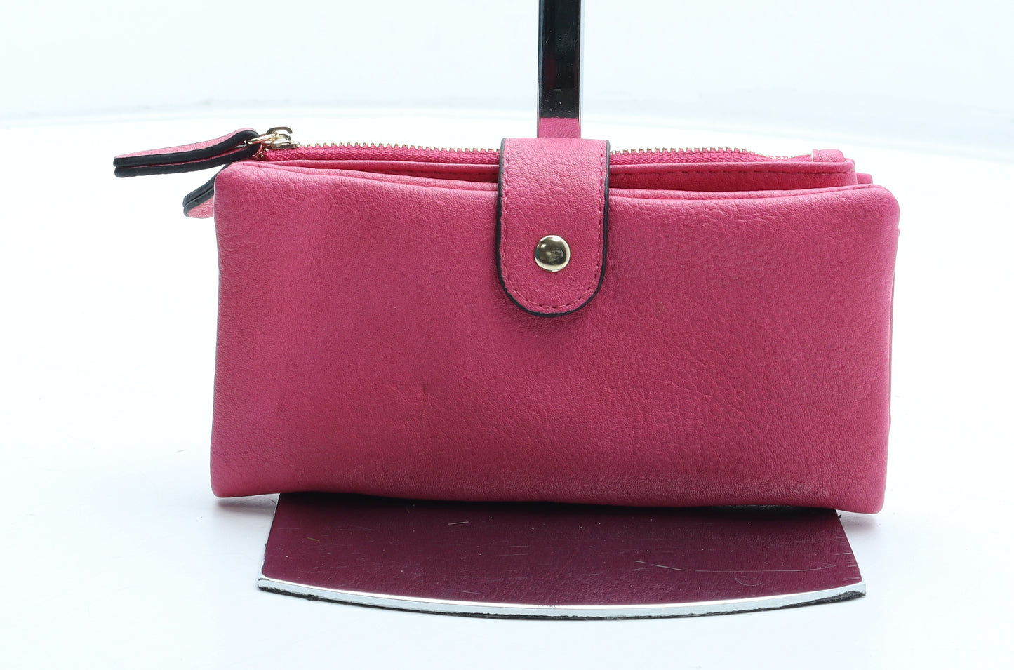 Preworn Womens Pink Polyurethane Bow Tie Wallet Size M