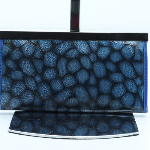 Preworn Womens Blue Geometric Polyurethane Bow Tie Wallet Size M